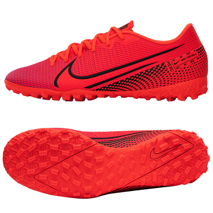 nike red football shoes